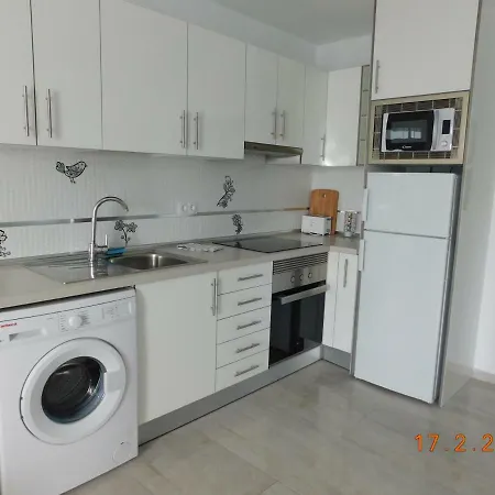 Апартаменти Gracioseros 207 *